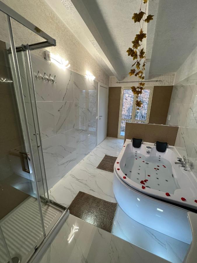 L'Oasi Del Raganello Bed & Breakfast Civita Dış mekan fotoğraf