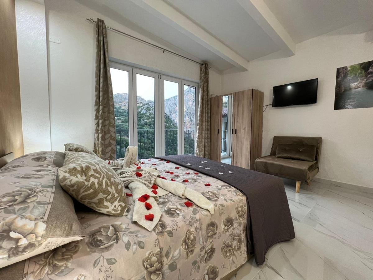 L'Oasi Del Raganello Bed & Breakfast Civita Dış mekan fotoğraf